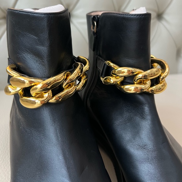 New Stuart Weitzman Black Boots Metal Chain 7.5 Lift Bootie - Picture 8 of 10